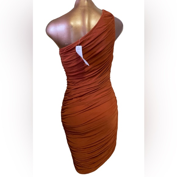 One Shoulder Ruched Bodycon - Picture 6 of 8